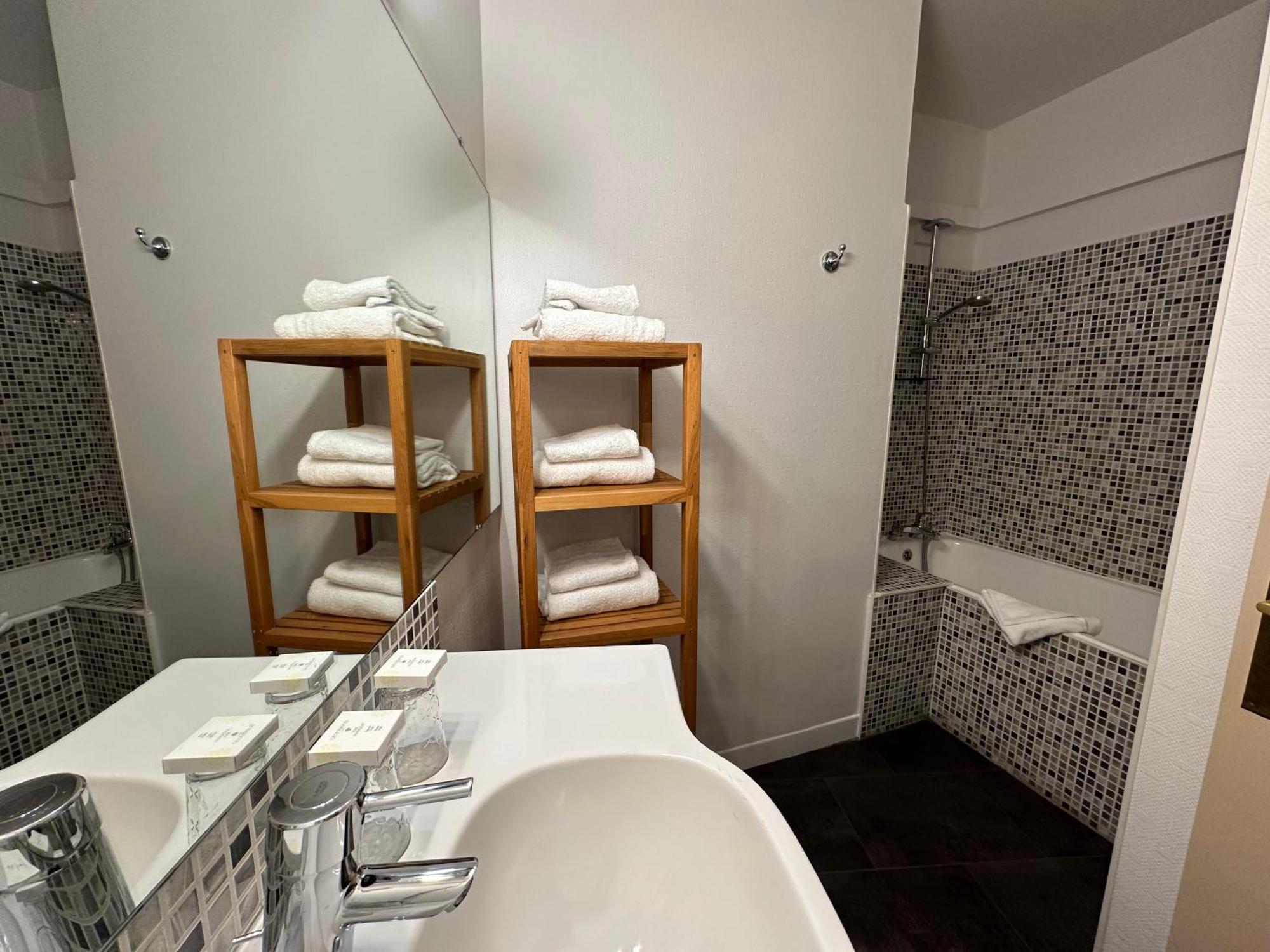 The Originals City, Hotel Napoleon, La Roche-Sur-Yon Luaran gambar
